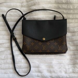 Louis Vuitton Elegant Black and Brown Monogram Crossbody